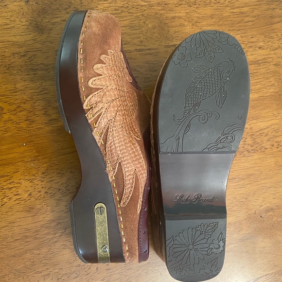 Lucky Brand Wooden Clogs / Mules. - Picture 6 of 6